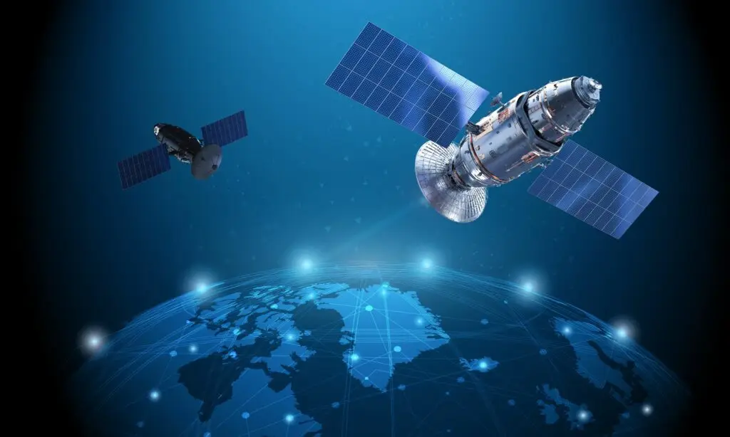 Satelites leo
